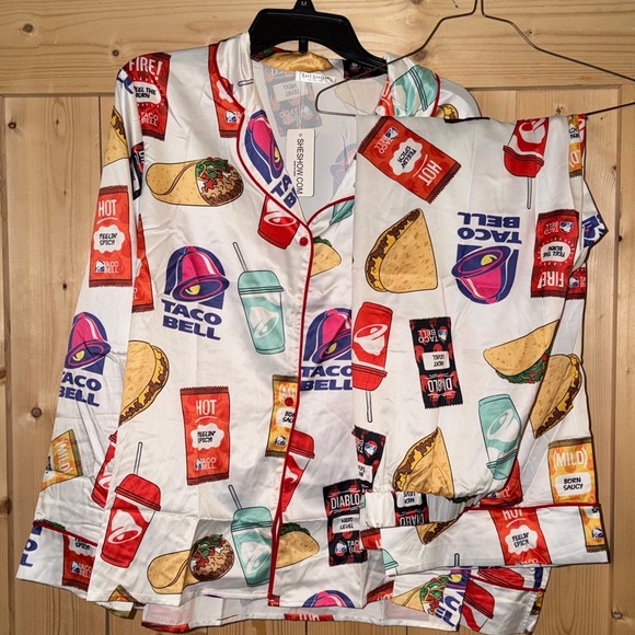BRAND NEW Sheshow Taco Bell pajamas size XL - Picture 4 of 5